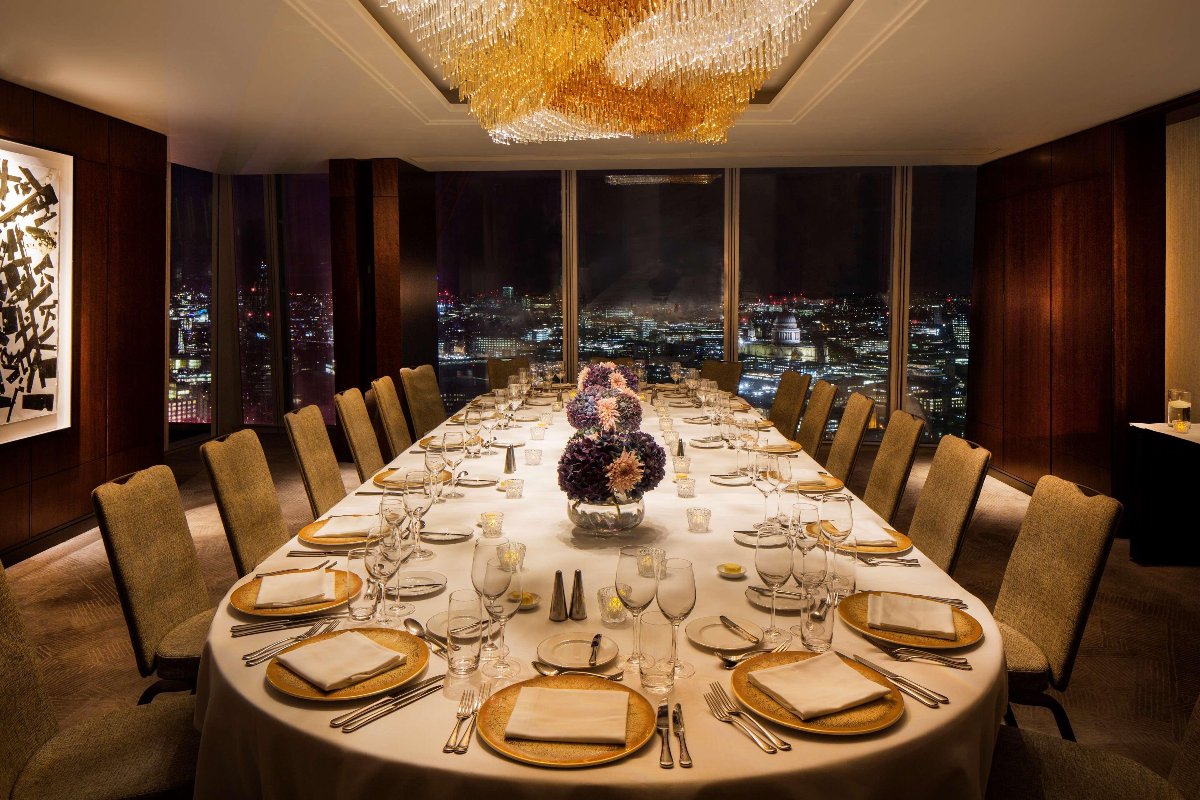 Shangri-La The Shard, ลอนดอน ภายนอก รูปภาพ The private dining room at the restaurant