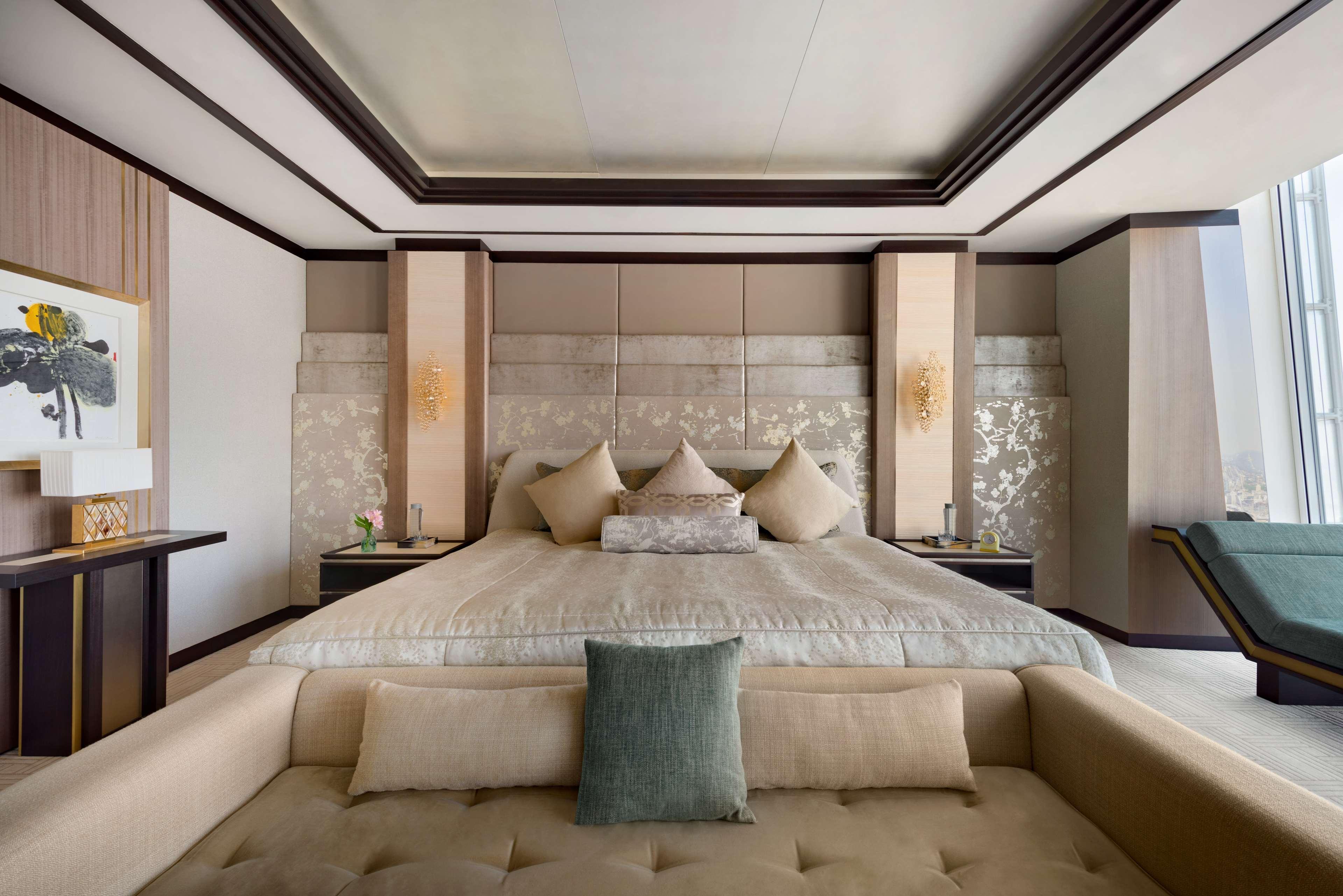 Shangri-La The Shard, ลอนดอน ภายนอก รูปภาพ The bedroom of the Royal Suite