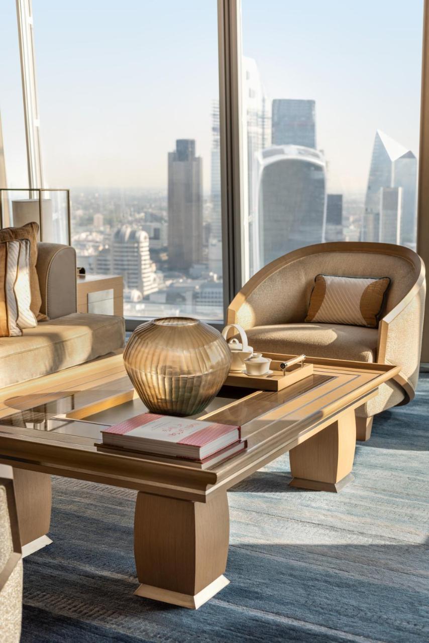 Shangri-La The Shard, London Hotel ภายนอก รูปภาพ Interior of a suite at The Ritz-Carlton, Moscow